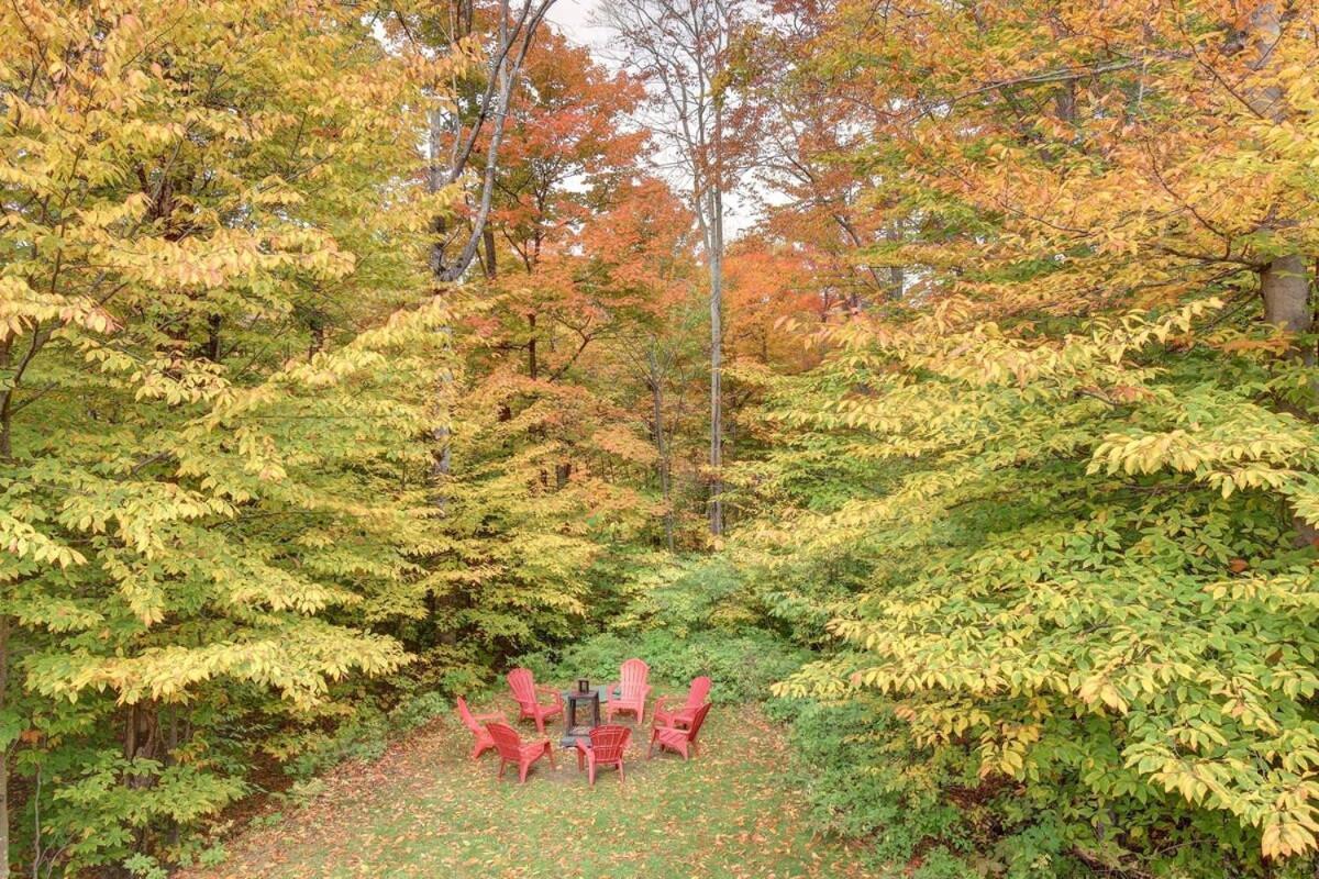 Chic Familiale, Relaxant Avec Spa En Montagnes Labelle Exterior photo