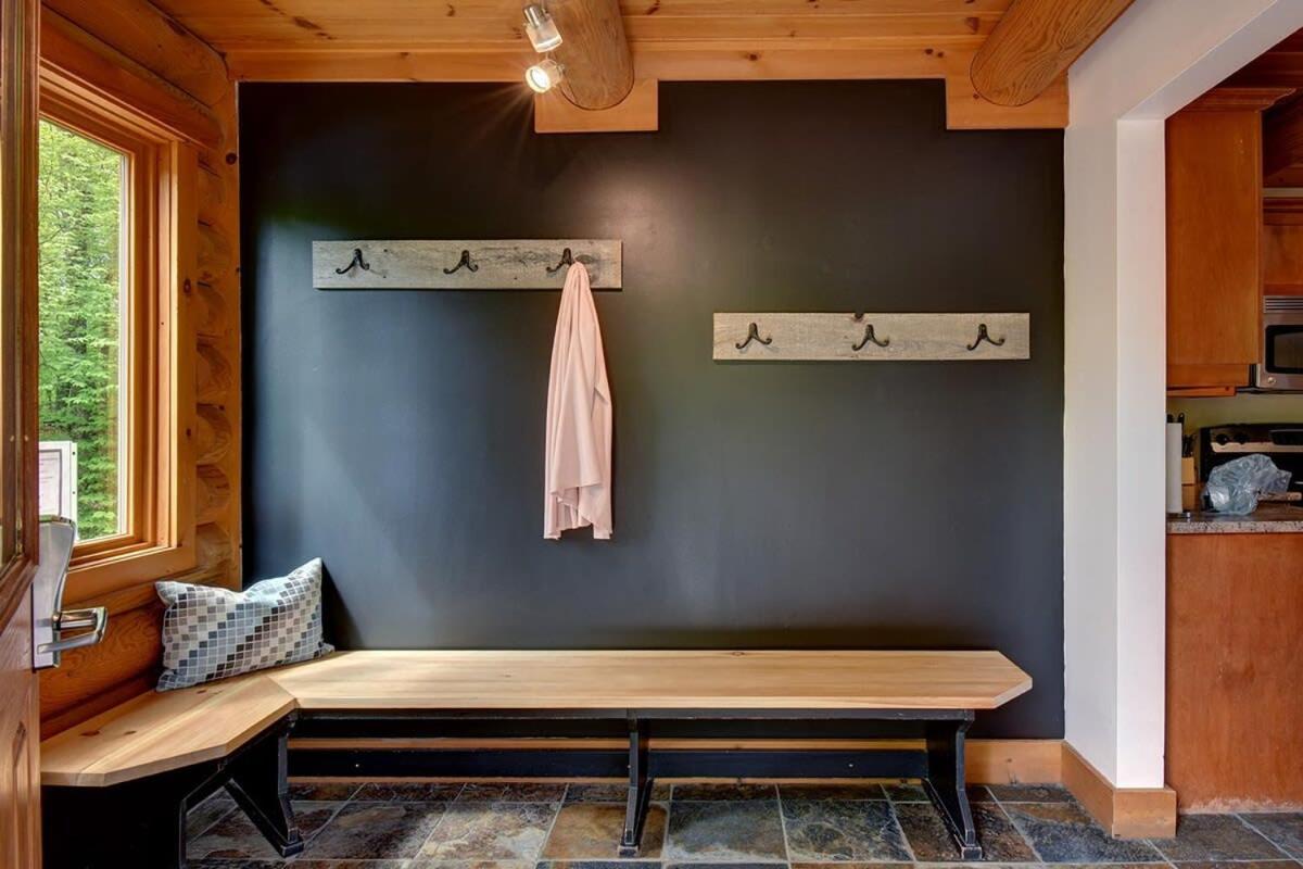 Chic Familiale, Relaxant Avec Spa En Montagnes Labelle Exterior photo