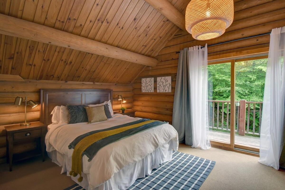 Chic Familiale, Relaxant Avec Spa En Montagnes Labelle Exterior photo