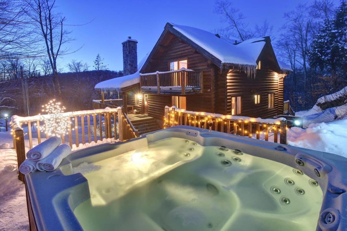 Chic Familiale, Relaxant Avec Spa En Montagnes Labelle Exterior photo